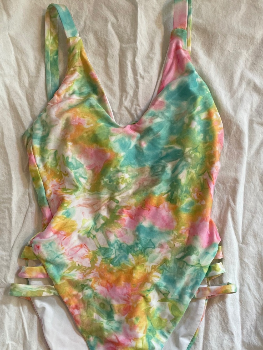 BECCA Women's By Rebecca Virtue Print Play High Leg One Piece Swimsuit
